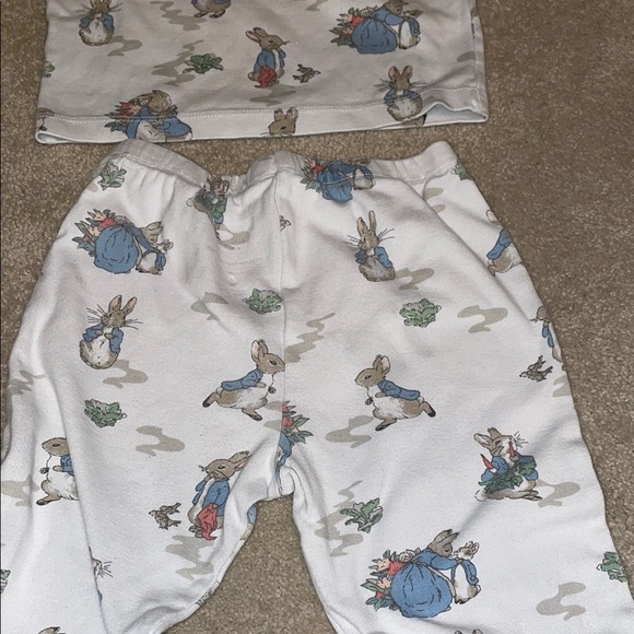 Peter Rabbit Pajamas - Picture 6 of 6